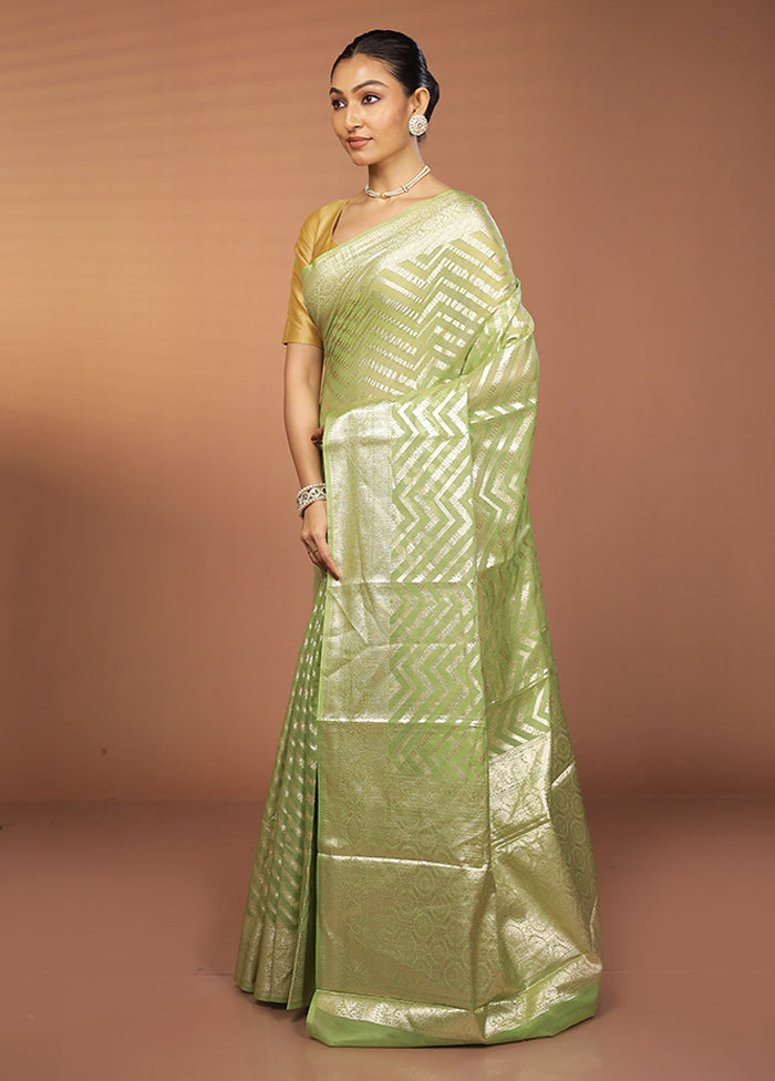 Green Pure Cotton Saree With Blouse Piece