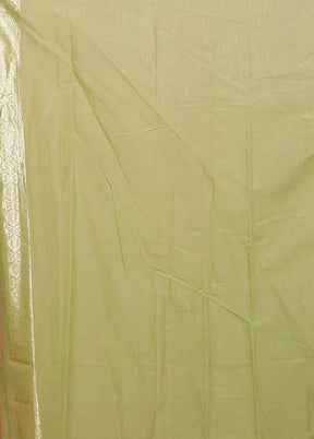 Green Pure Cotton Saree With Blouse Piece