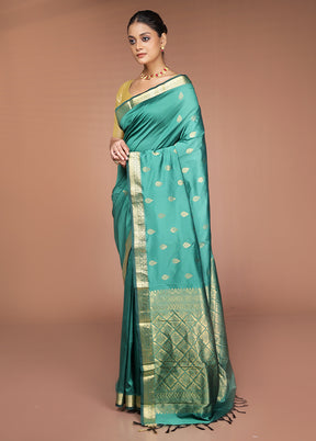 Green Kanjivaram Silk Saree With Blouse Piece