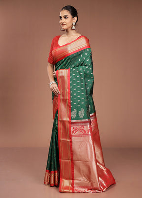 Green Kanjivaram Silk Saree With Blouse Piece