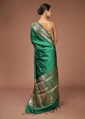 Green Dupion Silk Saree With Blouse Piece