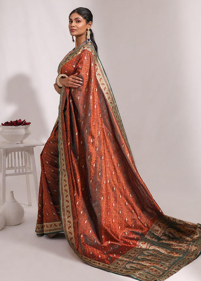 Green Handloom Tanchoi Pure Silk Saree With Blouse Piece