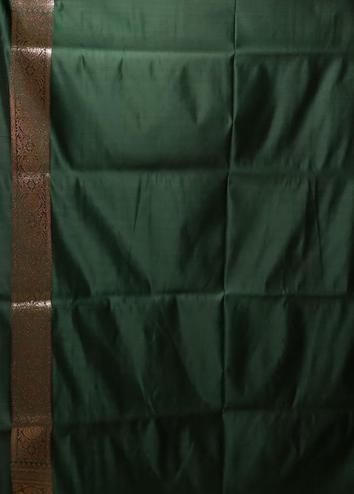 Green Banarasi Silk Saree With Blouse Piece