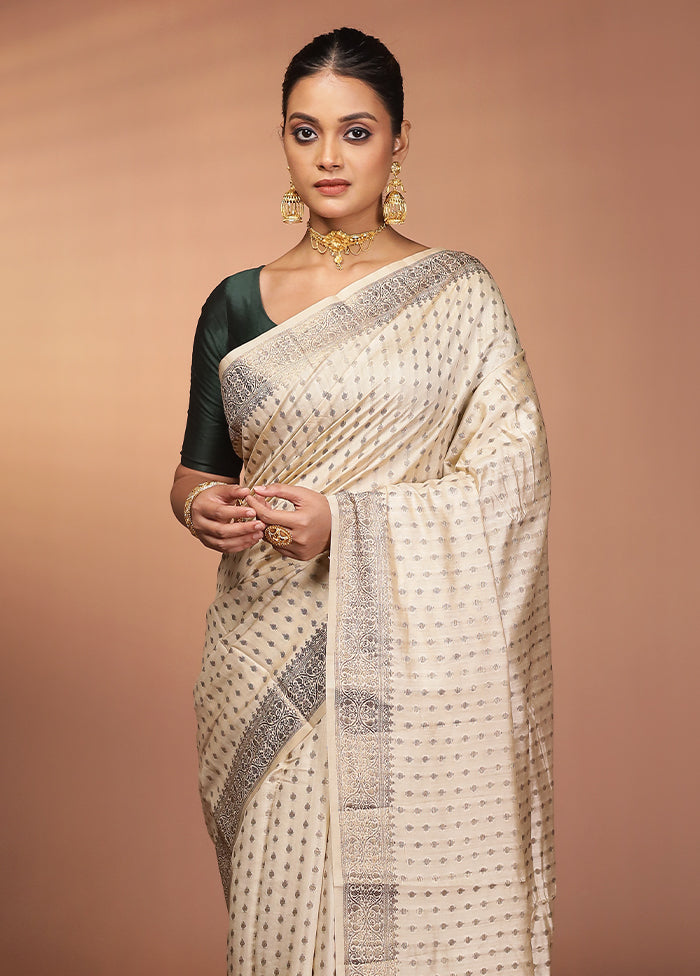 Cream Dupion Silk Saree With Blouse Piece