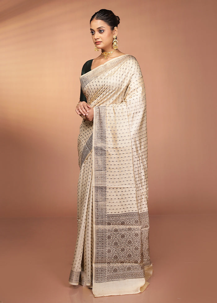 Cream Dupion Silk Saree With Blouse Piece
