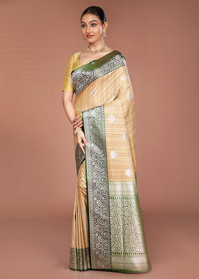 Cream Tussar Silk Saree With Blouse Piece