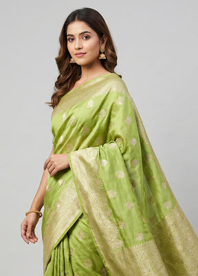 Green Dupion Silk Saree With Blouse Piece