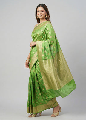 Green Dupion Silk Saree With Blouse Piece