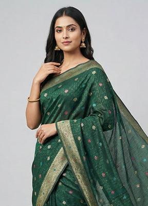 Green Cotton Saree With Blouse Piece