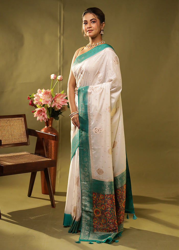 White Dupion Silk Saree With Blouse Piece