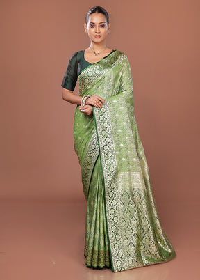 Green Tanchoi Silk Saree With Blouse Piece
