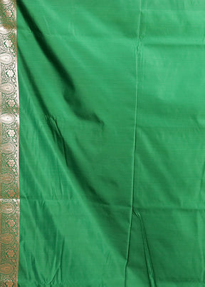 Maroon Banarasi Silk Saree With Blouse Piece