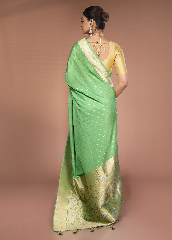 Green Georgette Saree With Blouse Piece