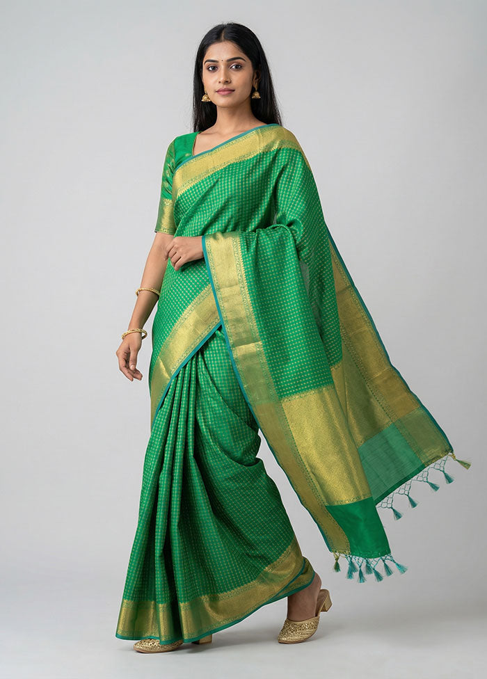 Green Kora Silk Saree With Blouse Piece