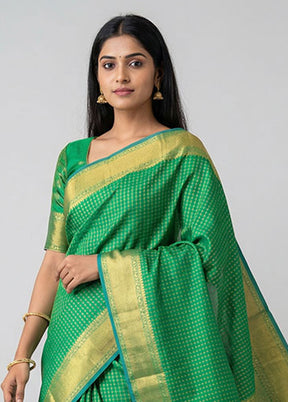 Green Kora Silk Saree With Blouse Piece