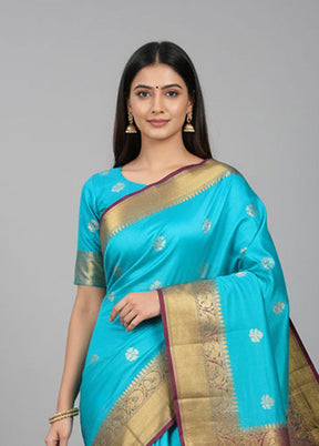 Blue Handloom Kanchipuram Pure Silk Saree With Blouse Piece