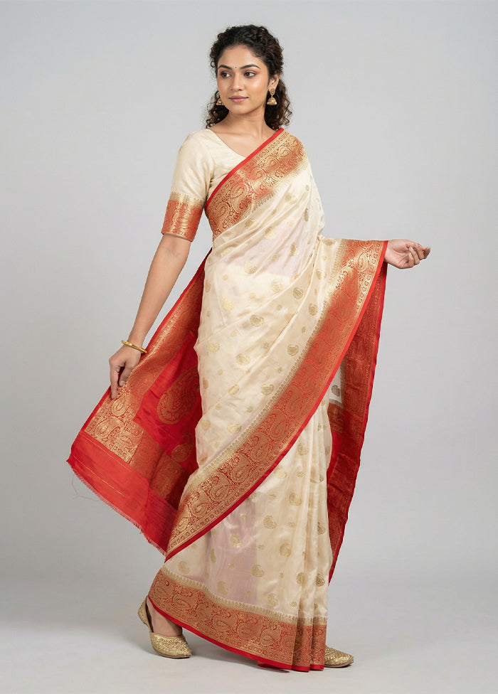 Cream Georgette Saree With Blouse Piece