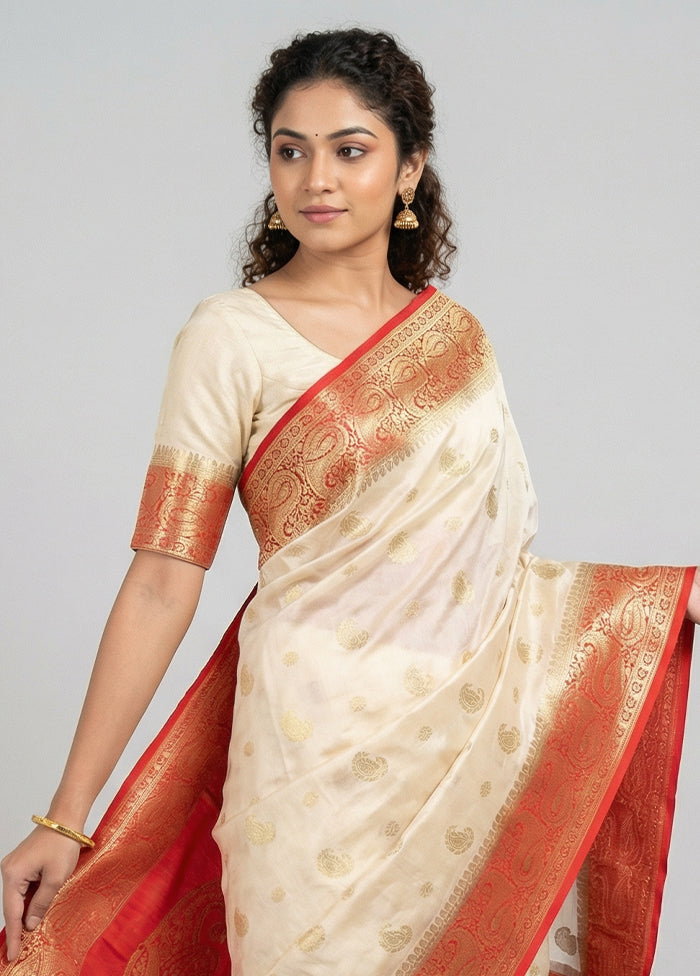 Cream Georgette Saree With Blouse Piece