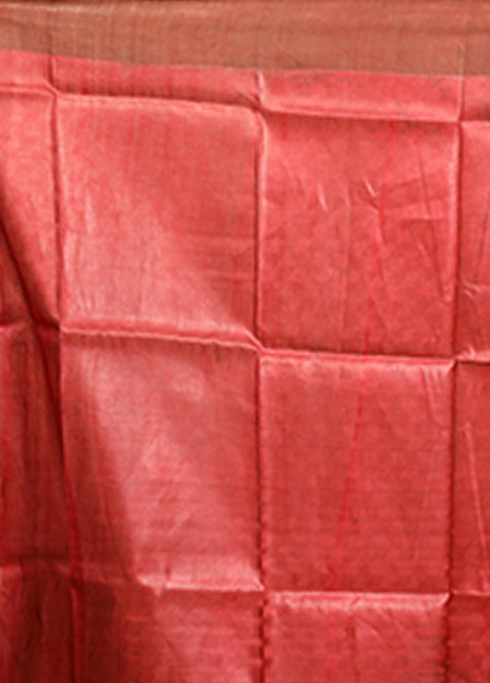 Cream Tussar Silk Saree With Blouse Piece