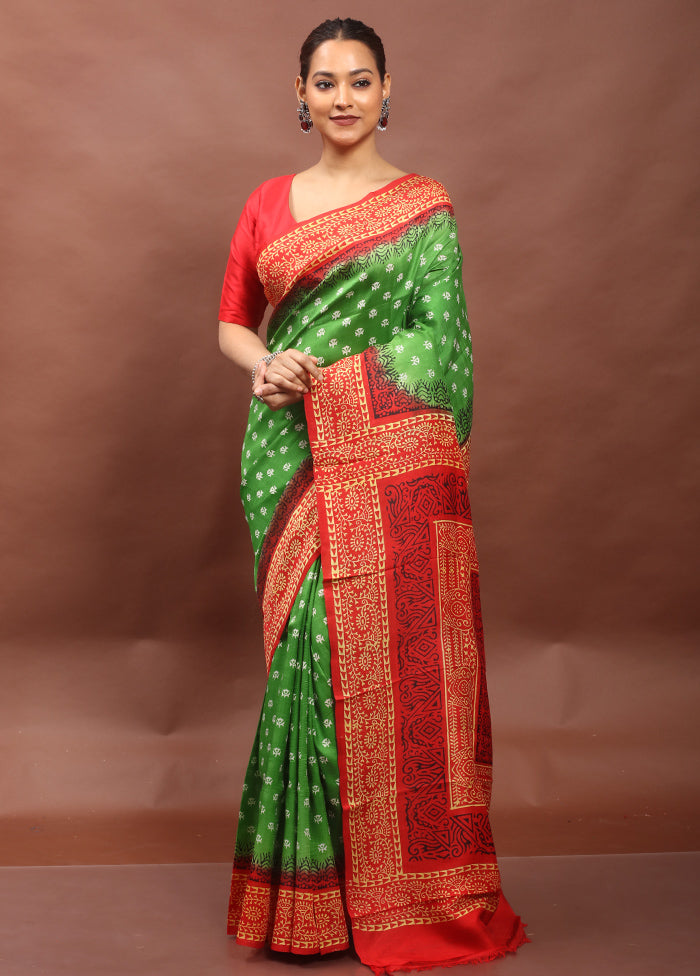 Green Printed Silk Saree Without Blouse Piece