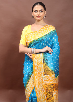 Blue Printed Silk Saree Without Blouse Piece