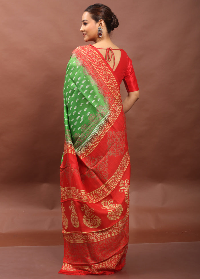 Green Printed Silk Saree Without Blouse Piece