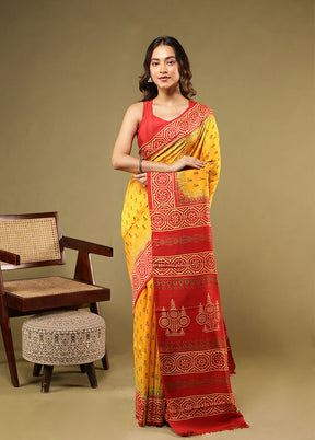 Yellow Printed Pure Silk Saree Without Blouse Piece