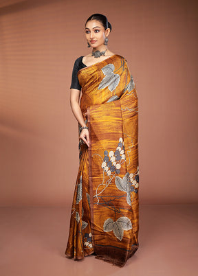 Yellow Printed Silk Saree Without Blouse Piece