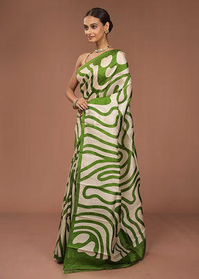 Cream Printed Silk Saree With Blouse Piece