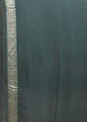 Green Handloom Pure Georgette Saree With Blouse Piece