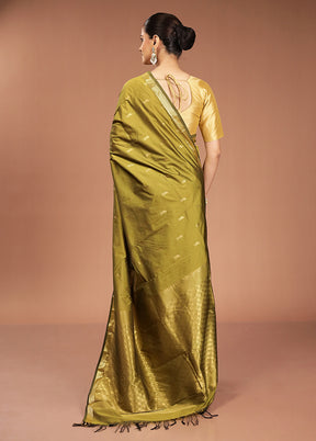Green Kanjivaram Silk Saree With Blouse Piece