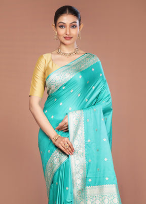 Green Katan Silk Saree With Blouse Piece