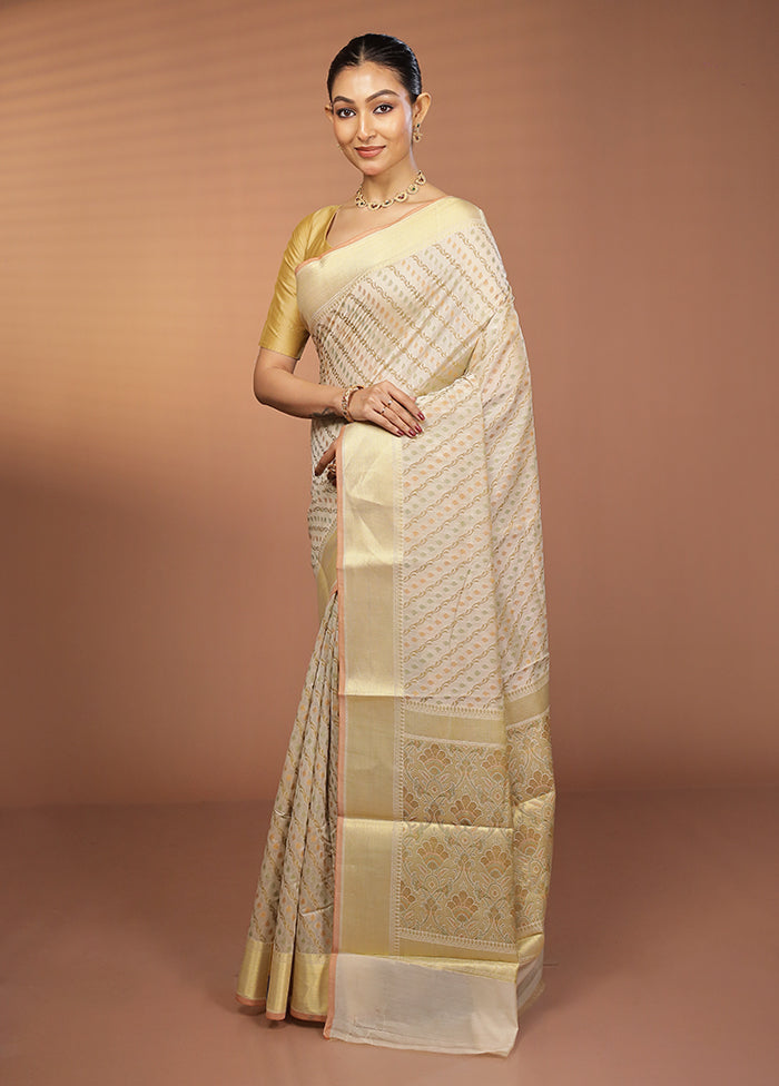 Cream Cotton Saree With Blouse Piece