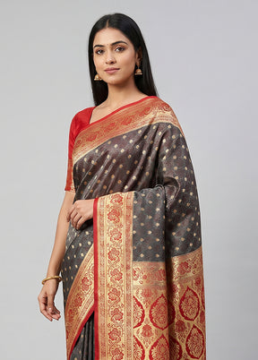 Grey Tanchoi Silk Saree With Blouse Piece