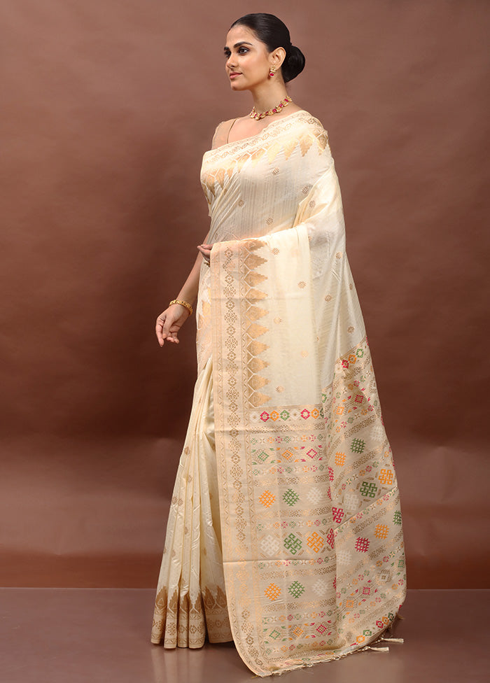 Cream Dupion Silk Saree With Blouse Piece