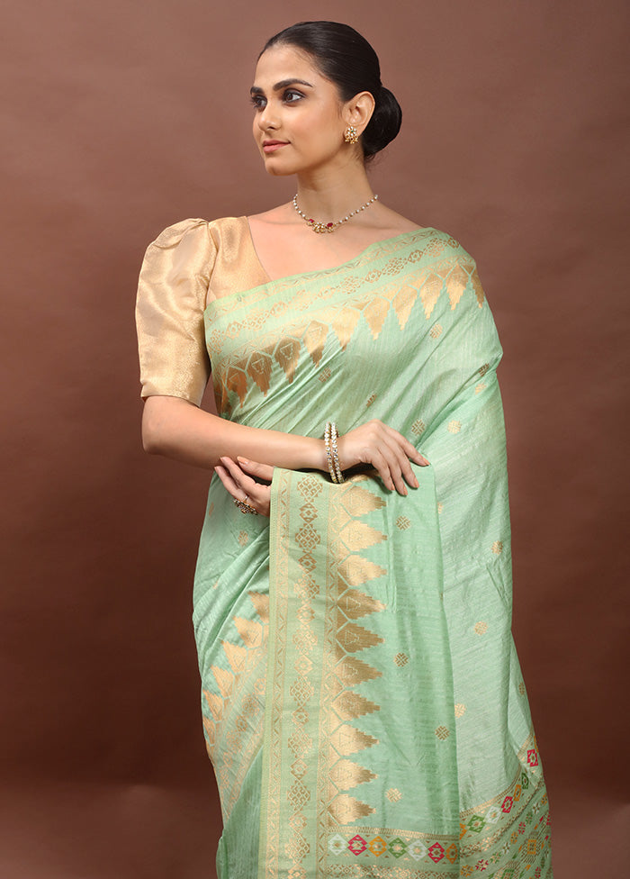 Green Dupion Silk Saree With Blouse Piece