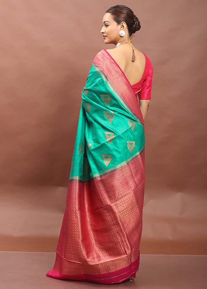 Green Dupion Silk Saree With Blouse Piece