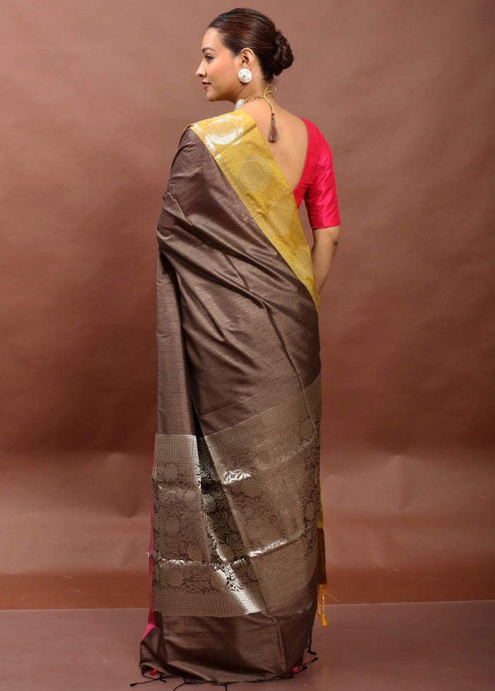 Brown Cotton Saree With Blouse Piece