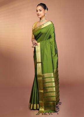 Green Kanjivaram Silk Saree With Blouse Piece