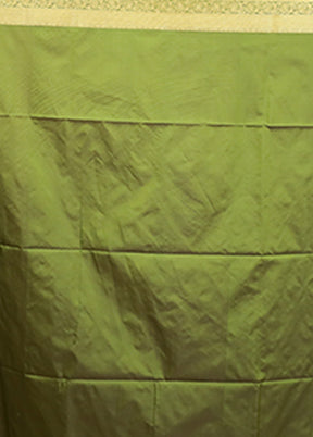 Green Kanjivaram Silk Saree With Blouse Piece