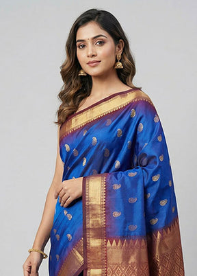 Blue Handloom Kanjivaram Pure Silk Saree With Blouse Piece