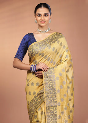 Cream Dupion Silk Saree With Blouse Piece