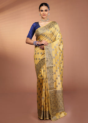Cream Dupion Silk Saree With Blouse Piece