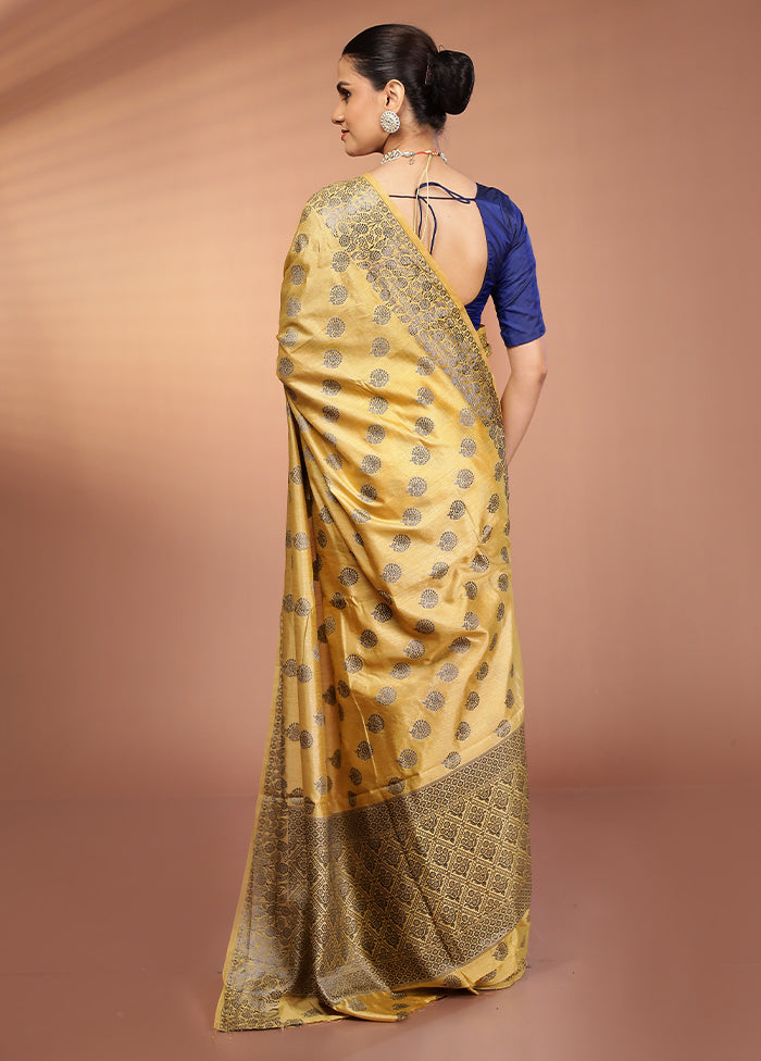 Cream Dupion Silk Saree With Blouse Piece