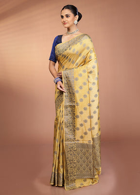Cream Dupion Silk Saree With Blouse Piece