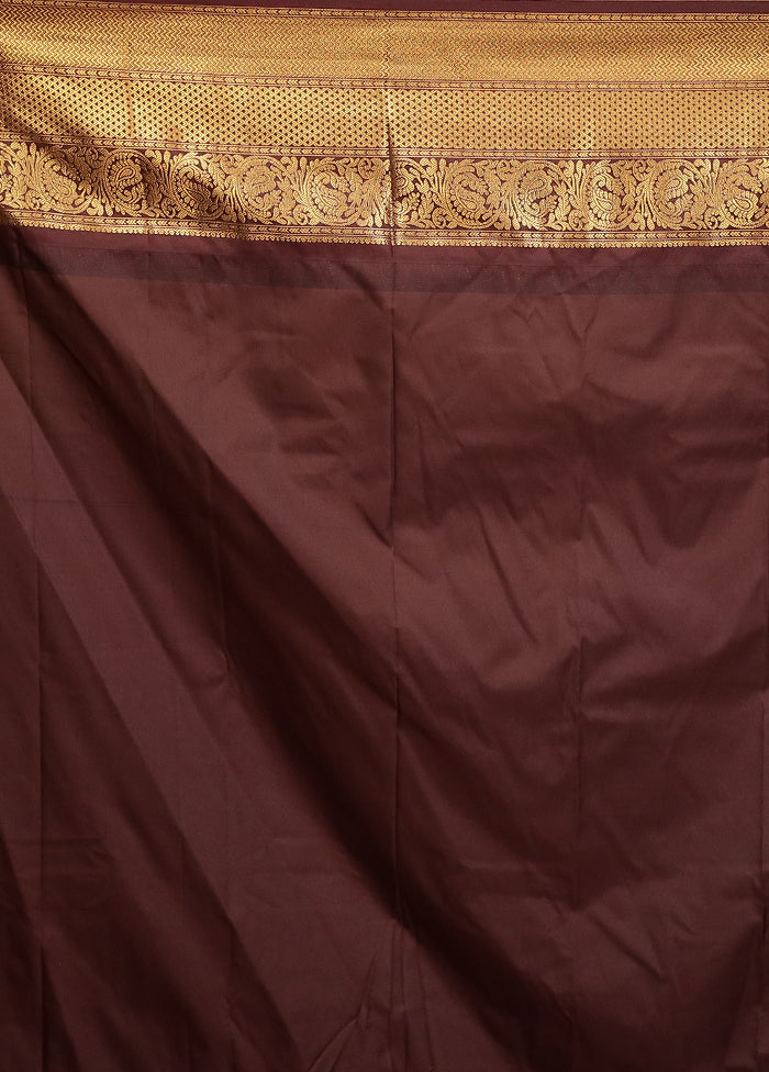 Green Gadwal Silk Saree Without Blouse Piece