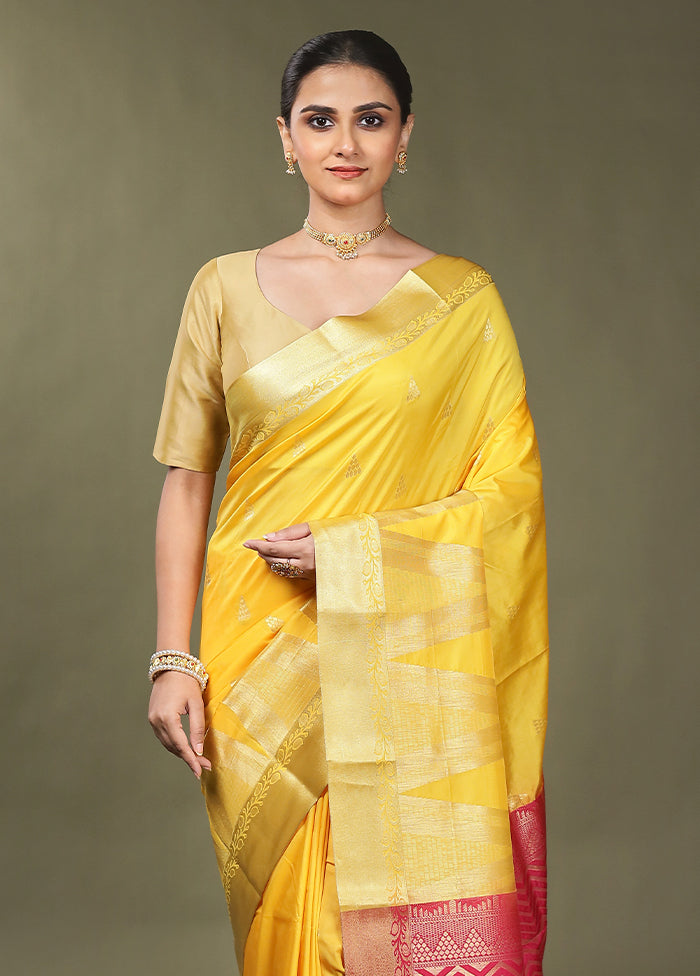 Yellow Kanjivaram Silk Saree With Blouse Piece