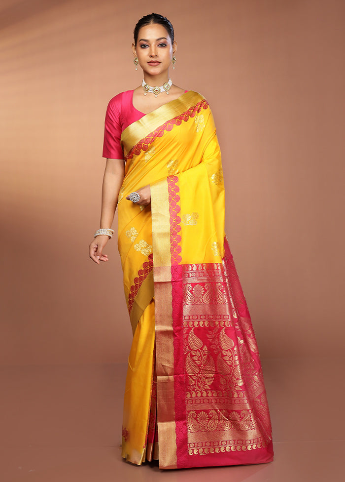 Yellow Kanjivaram Silk Saree With Blouse Piece