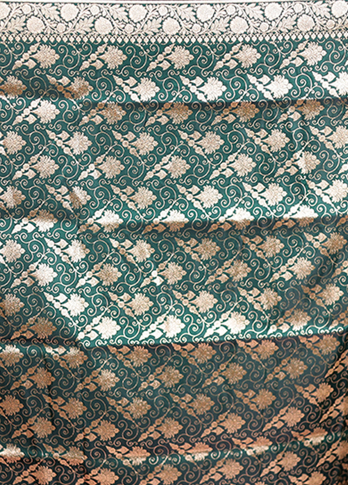 Green Banarasi Silk Saree With Blouse Piece