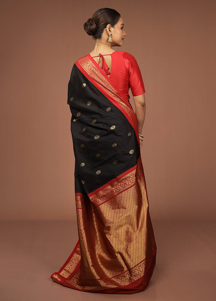 Black Kanjivaram Silk Saree With Blouse Piece